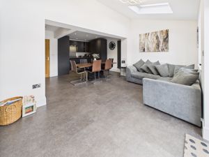 Photo 14- click for photo gallery